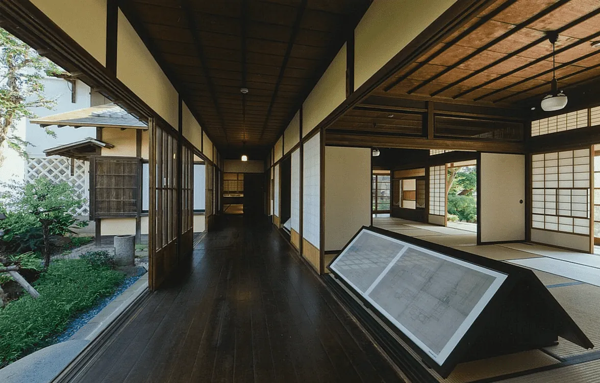 根津記念館の施工写真 4